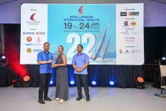 Opening-Ceremony-Prize-Presentation_0205_9_11zon