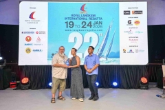 Opening-Ceremony-Prize-Presentation_0221_6_11zon