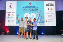 Opening-Ceremony-Prize-Presentation_0231_1_11zon