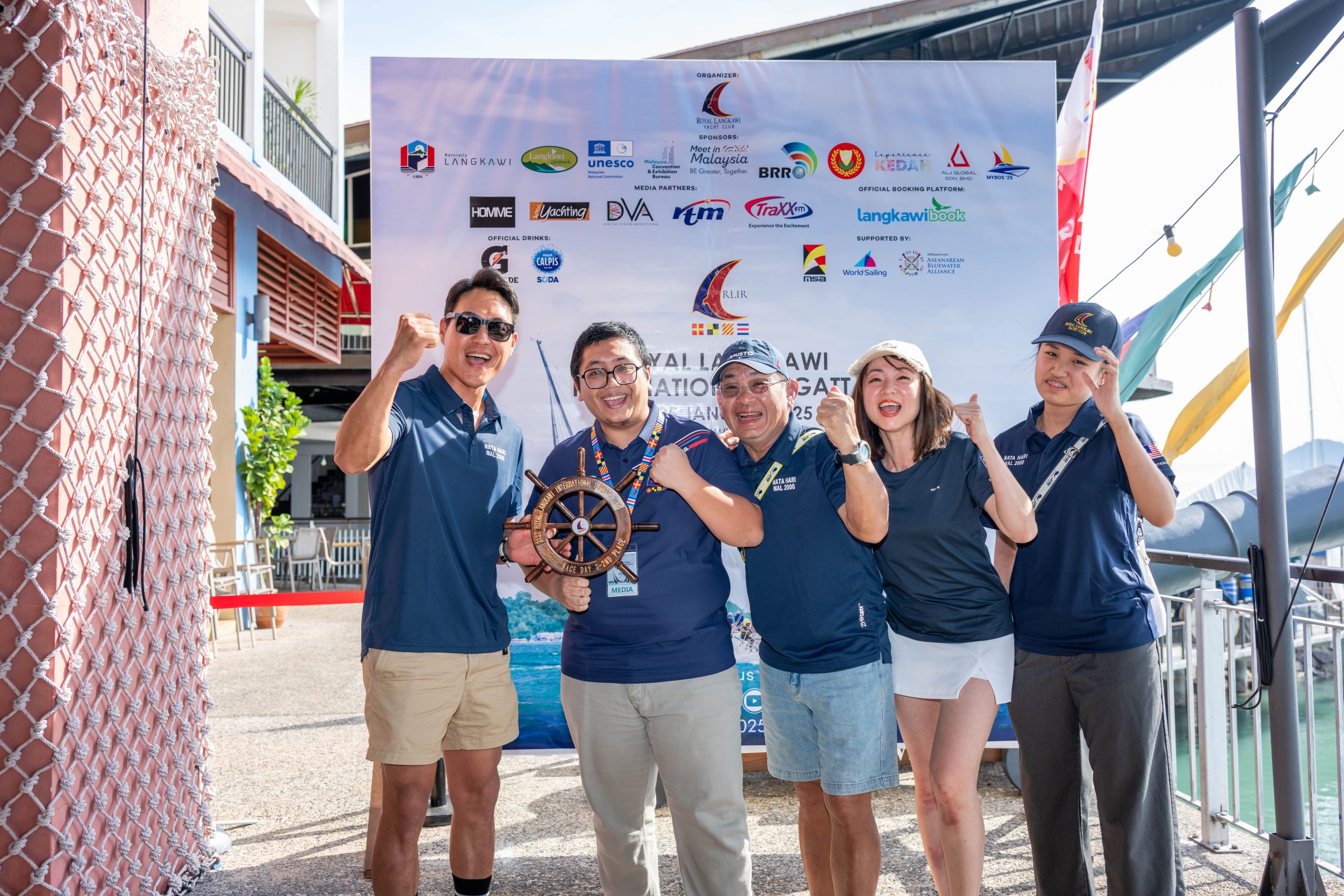 Day 3 Prize Presentation_155