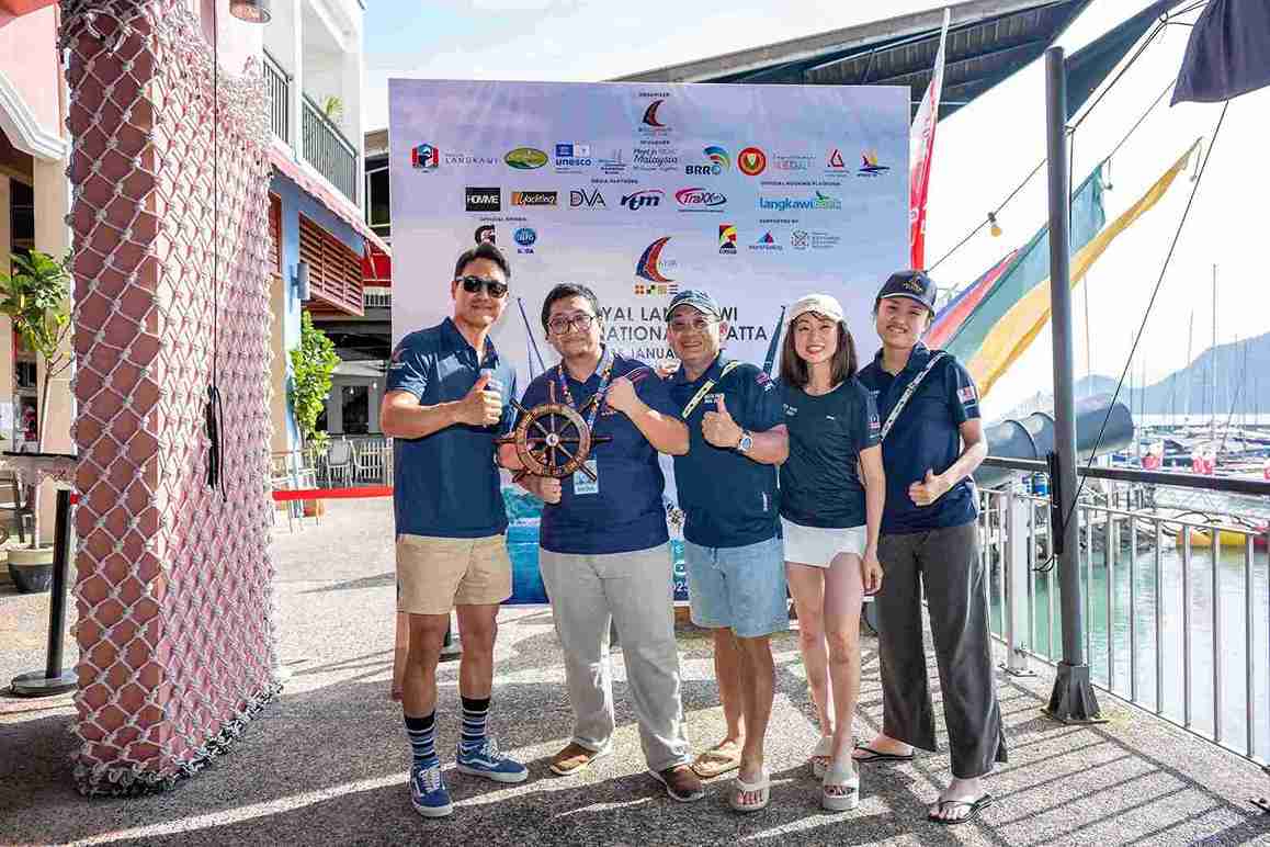 Day 3 Prize Presentation_157_11_11zon_15_11zon